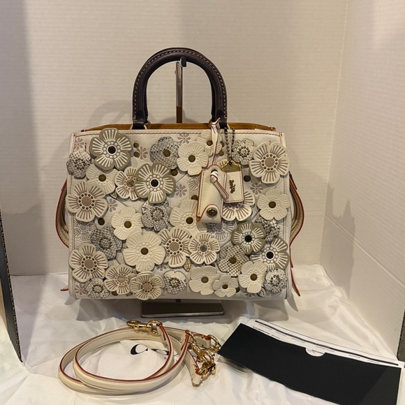 Coach 1941 Rogue 31 with Snakeskin Tea Rose this is NOT the 25 - Picture 2 of 15